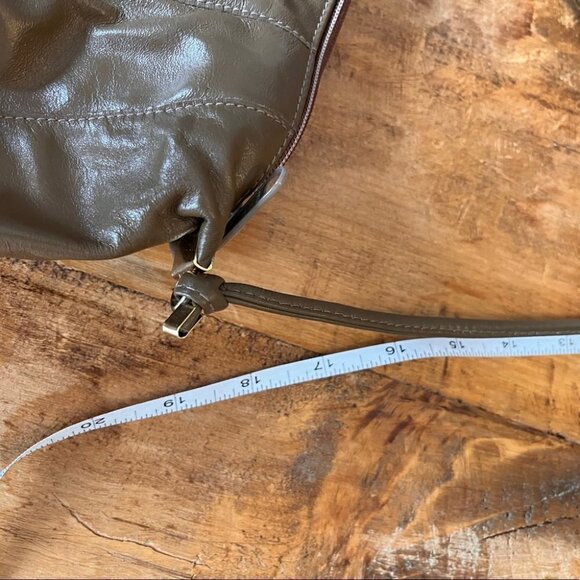 2/40$ Vintage Brown Leather And Suede Purse - Picture 6 of 9